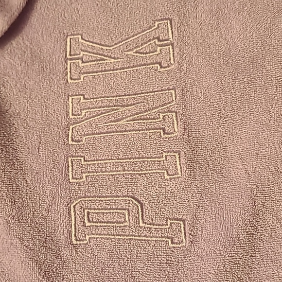 VICTORIA SECRET PINK OVERSIZED SWEATER 💗 - Picture 3 of 7